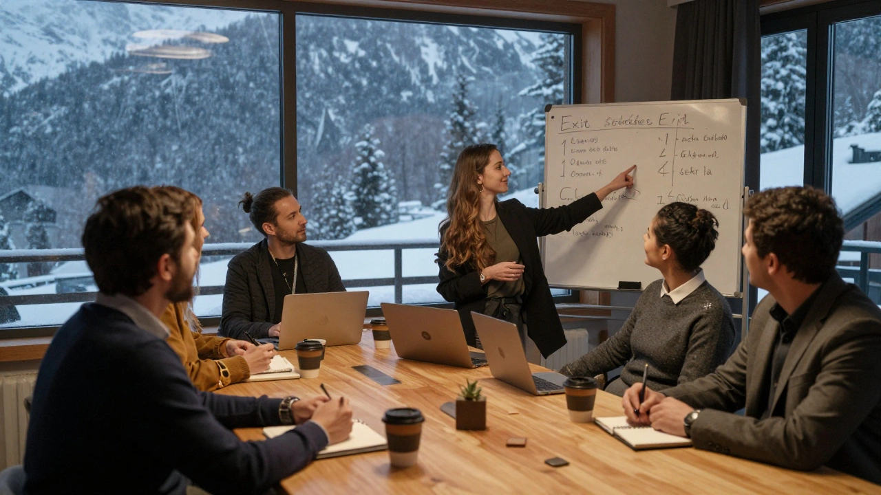 Exclusieve ondernemers in de Zwitserse Alpen, praten over exitstrategieën bij een tafel met koffie en notities.